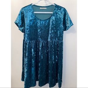 Glamorous Petite Crushed Velvet Smock Dress